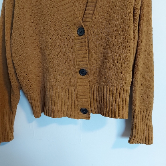 🌿 American Eagle Chenille Cardigan - Picture 3 of 4